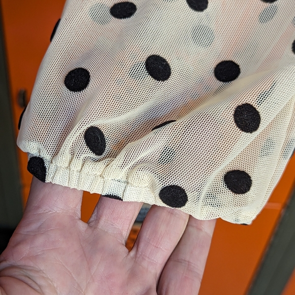 NWT Style Rack Rouched Crop Top With Long Sheer Sleeves Size Small - Picture 3 of 8